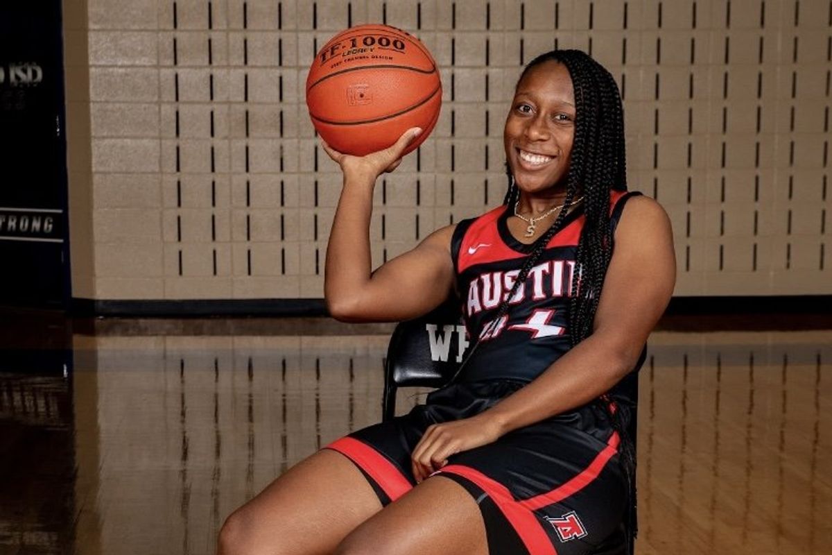 FAT BOY’S PIZZA Player of the Month: Anumele makes perfect addition to FB Austin