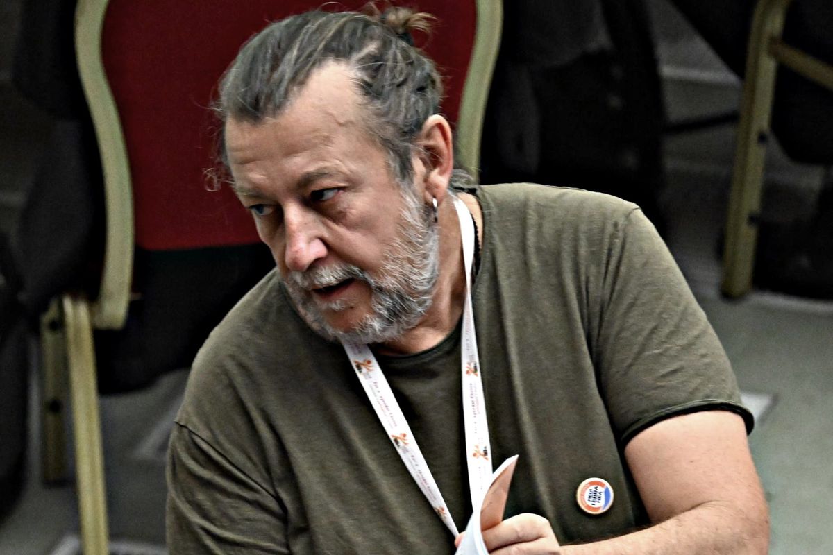 Le trame di Zuppi per aggirare la Cei e dar soldi al pregiudicato Casarini