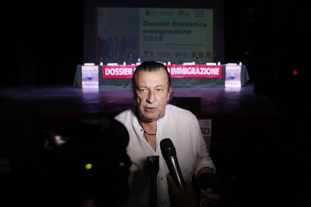 Ecco i bonifici dei vescovi che Casarini & C. nascondono