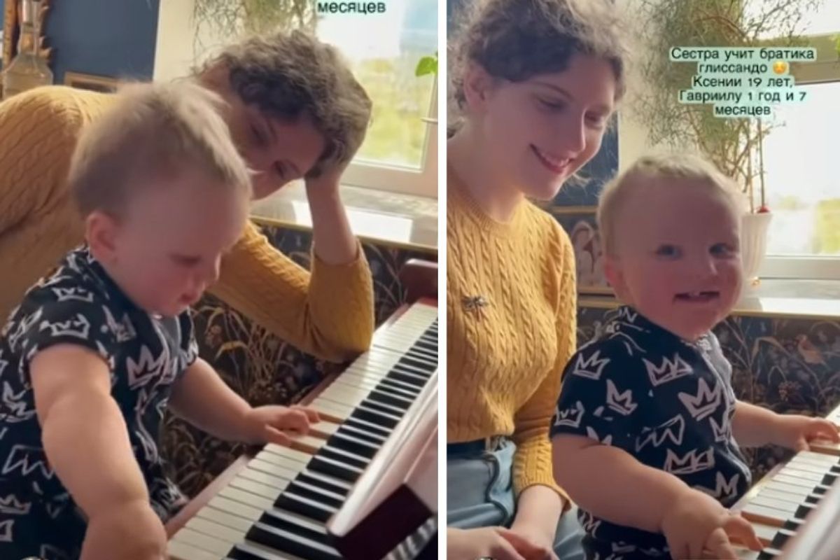 baby playing piano