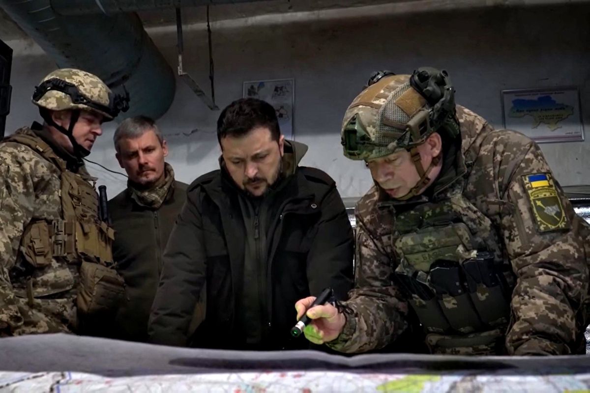 Zelensky messo all’angolo dal sindaco di Kiev: «Pagherà i suoi fallimenti»