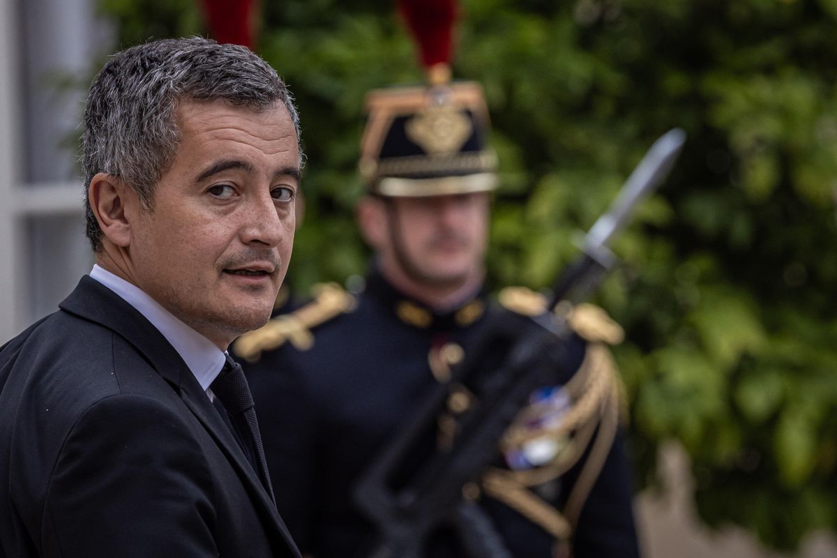 Gli stranieri uccidono e Parigi scioglie i movimenti cattolici