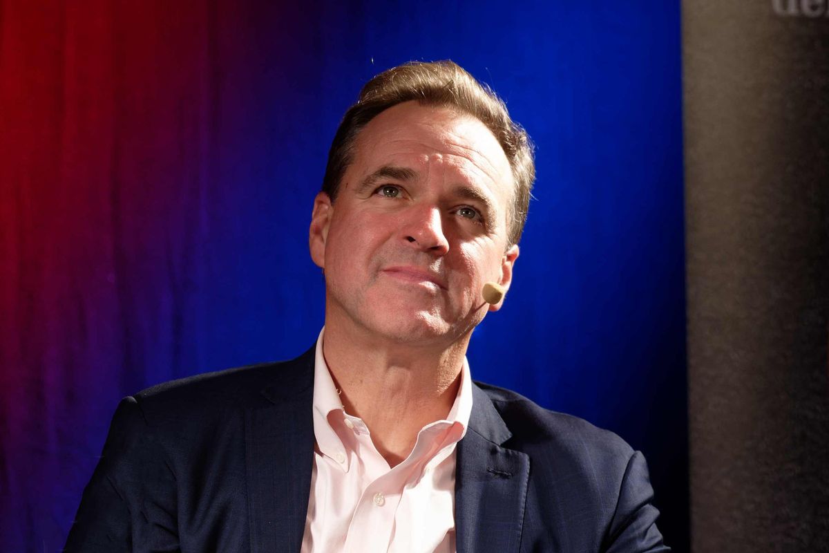 Niall Ferguson: «Cristianesimo in crisi. Serve un risveglio per resistere all’islam»