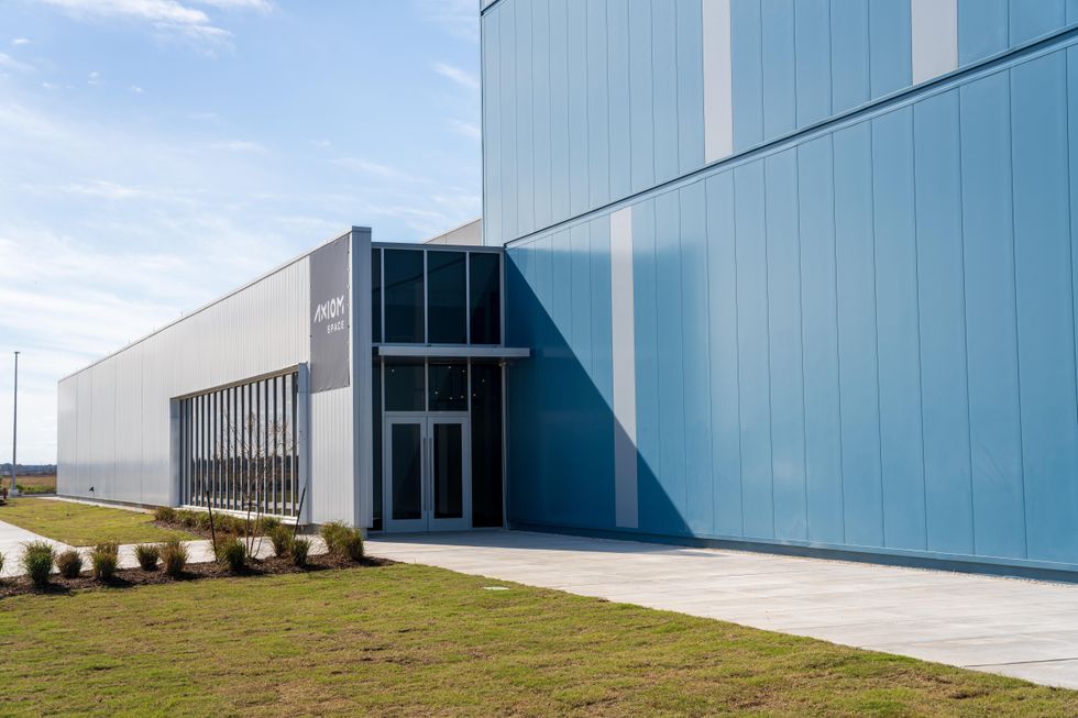 Startupsourced gift ideas, Houston Spaceport's newest facility opens