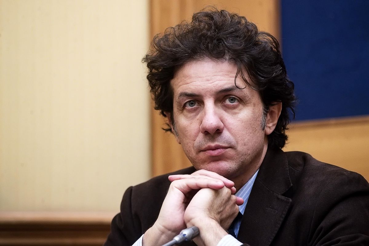 Colpa dei silenzi di Chiesa e politica se ormai sui suicidi decidono i giudici