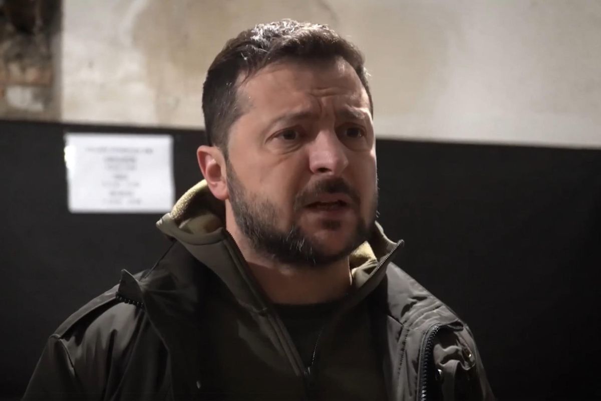 Biden si sfila da Kiev e incolpa i repubblicani