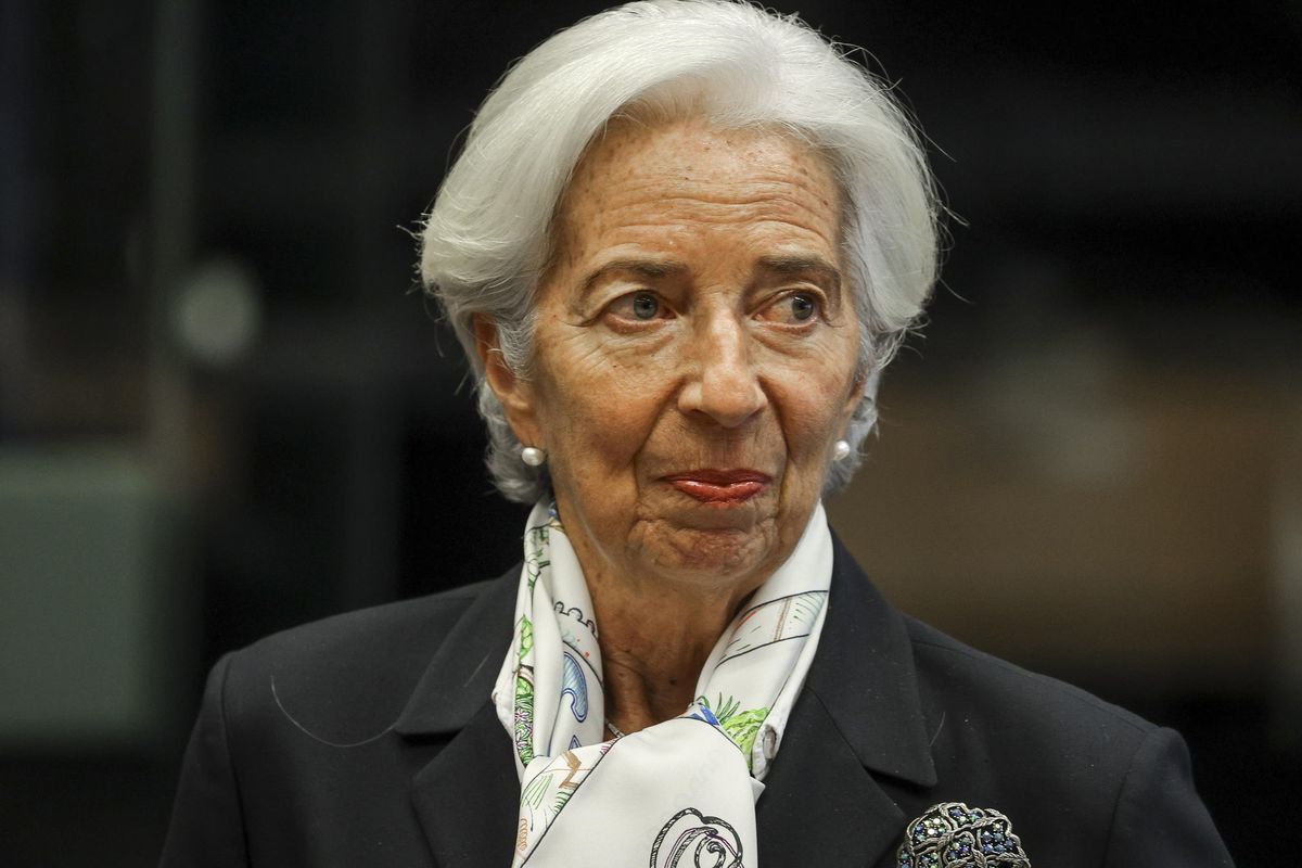 La Lagarde si muova: giù i tassi in fretta o i guai peggiorano