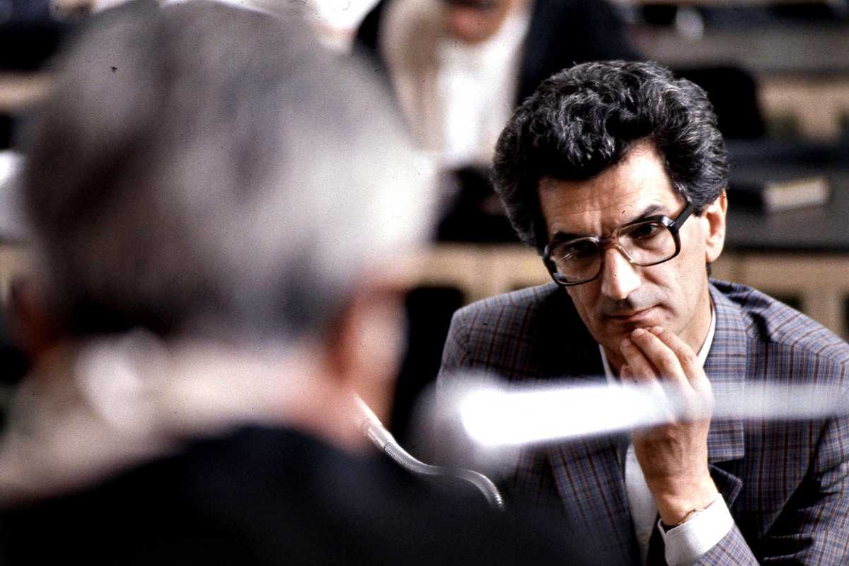 La Chiesa dà pulpito e soldi a Casarini. E lui piange Toni Negri: «Mio profeta»