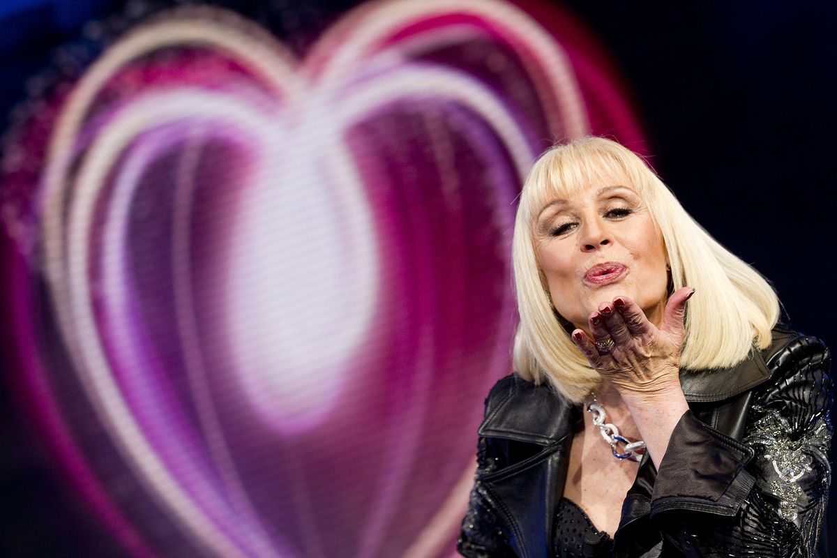 Su Disney+ arriva la docuserie sulla Carrà