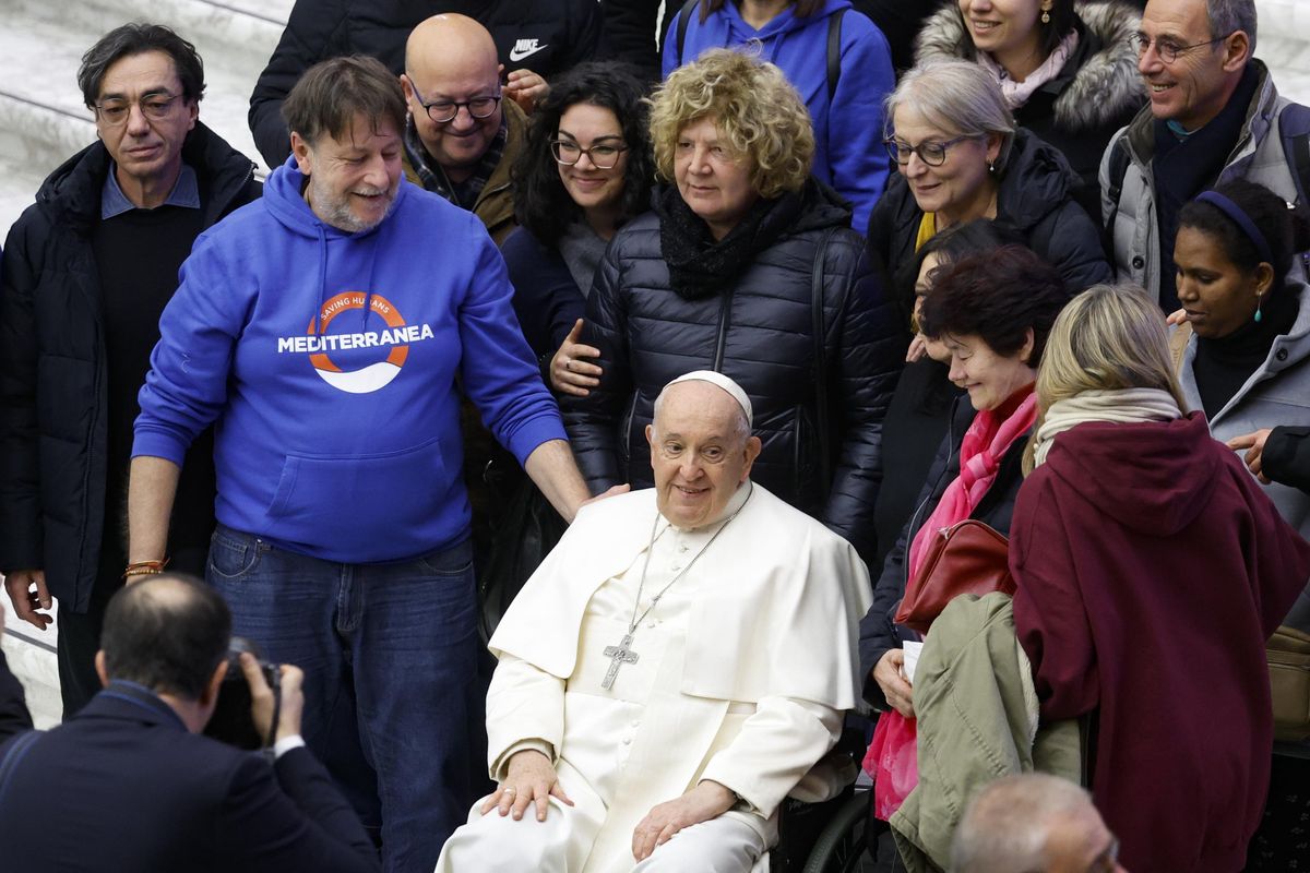 Bergoglio si schiera con Casarini