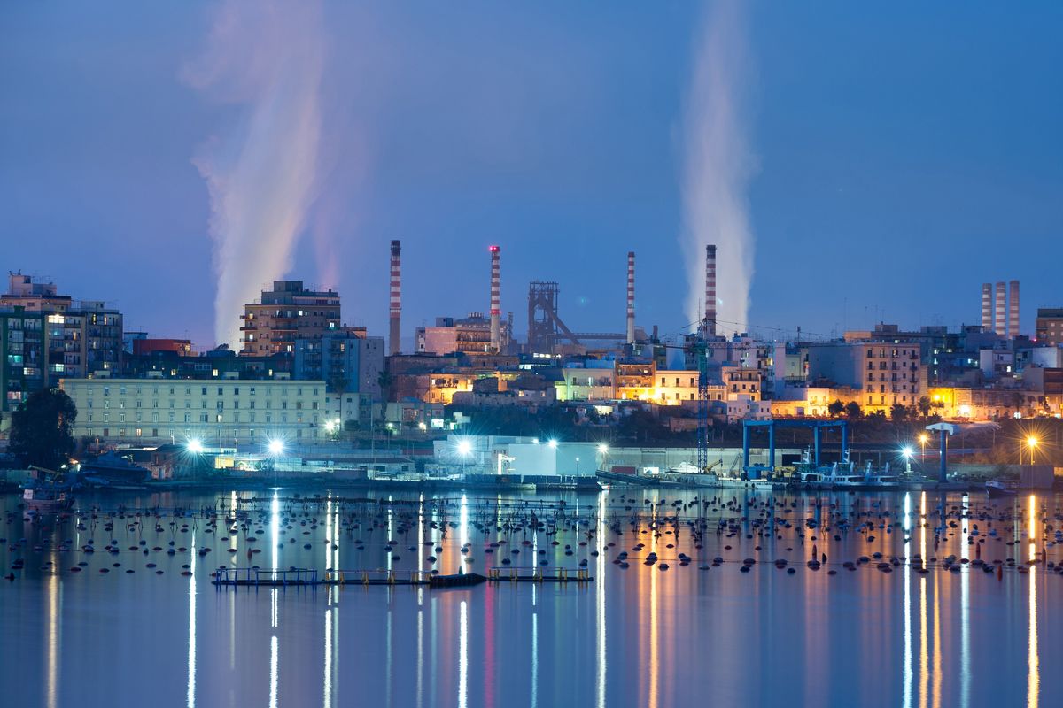 Il governo al lavoro sull’ex Ilva per evitare contenziosi con Mittal