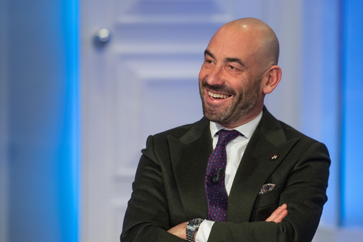 Pure Bassetti boccia le mascherine: «Non servono per evitare i contagi»