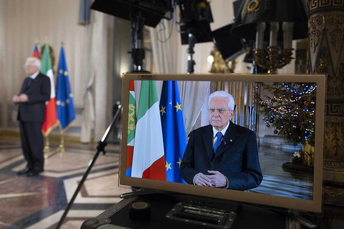 Guerre, violenza e Ia. Mattarella esorcizza i mali del 2023