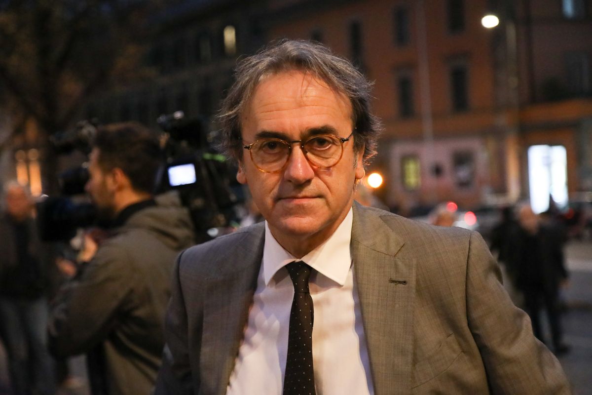 La sinistra la spara grossa: stop alle armi