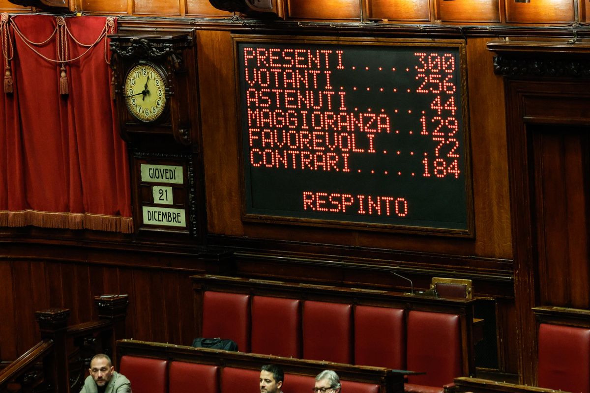 Evviva, Mes bocciato: stop al tormentone velenoso