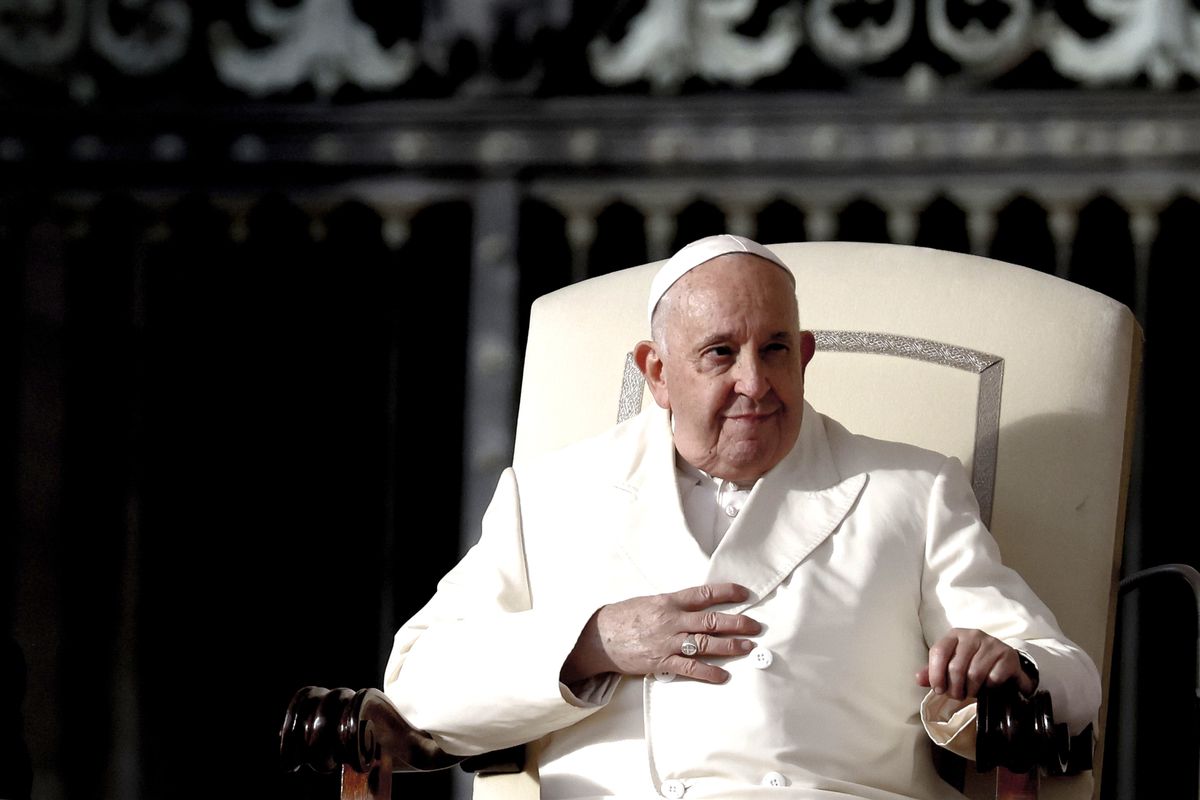 I vescovi di mezzo mondo si ribellano al Papa sui gay