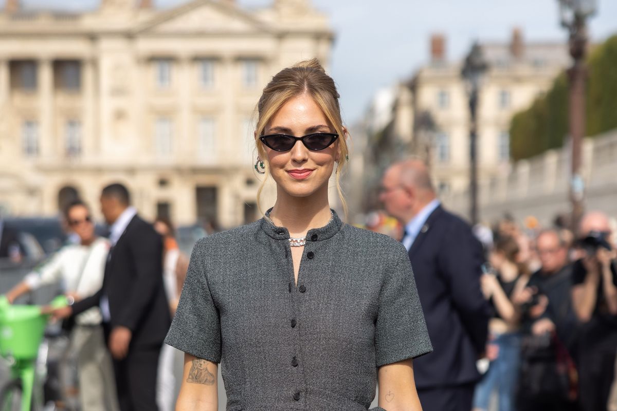 Chiara Ferragni resta senza occhiali. Con Safilo inizia la fuga degli sponsor