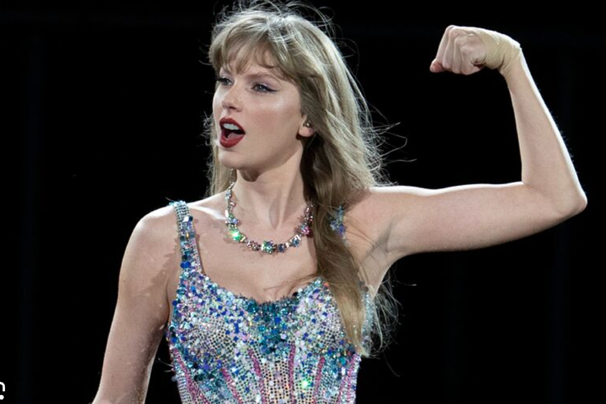 Citing Trump Site's Lie About Her, Taylor Swift Endorses Harris-Walz