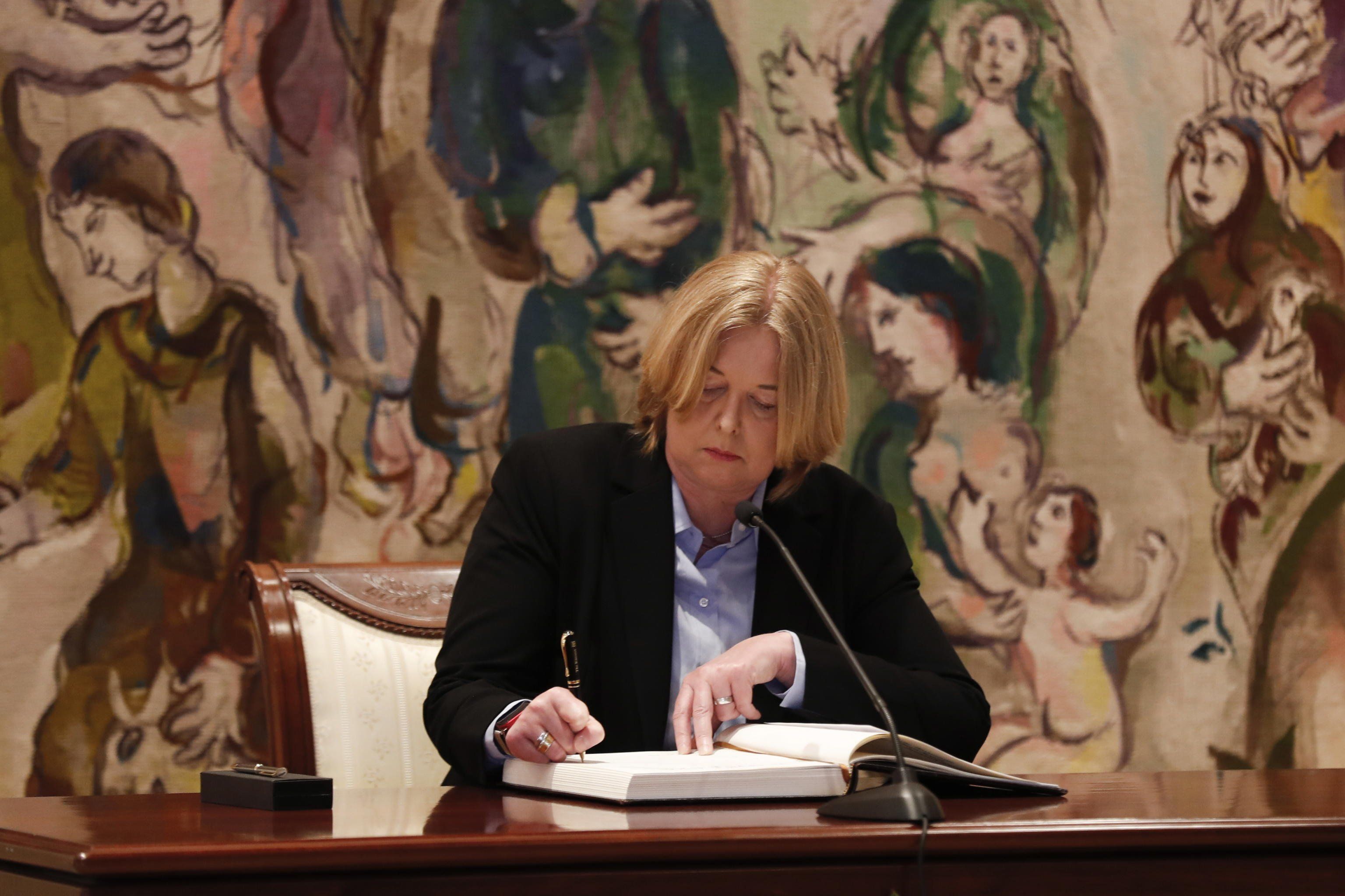 La follia gender allarma il Bundestag