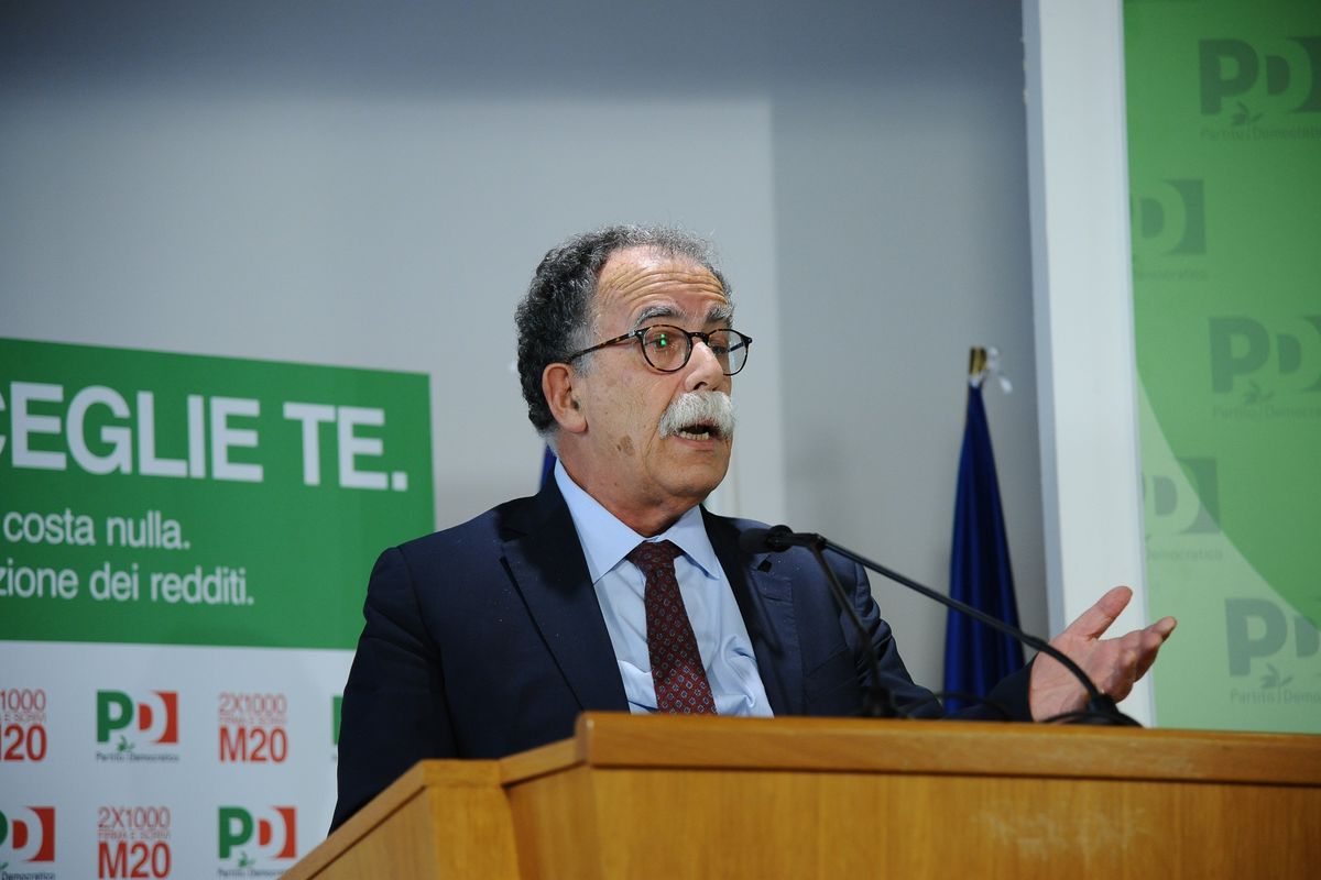 Il pd Ruotolo frigna per Sea Watch: «Troppo lontana Marina di Carrara»