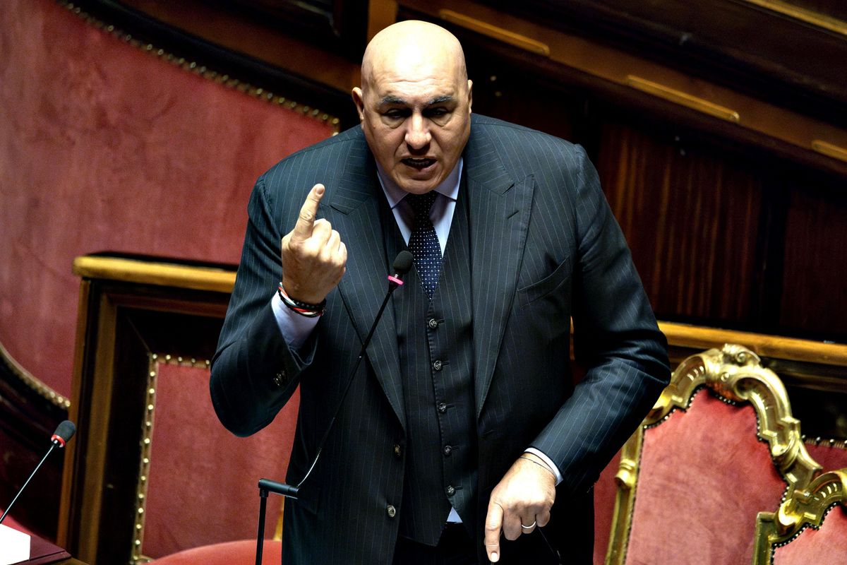 Aiuti a Kiev, ok della Camera: Crosetto non cambia linea anche se vede segni di disgelo