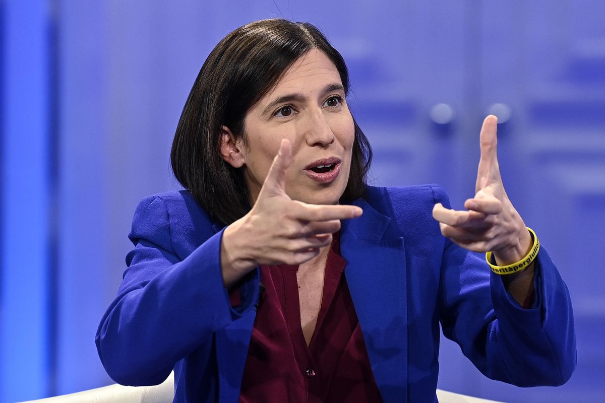 Le manovre per scalzare la Schlein (e la Meloni)