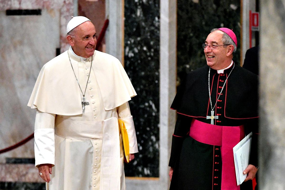 Tensioni col clero: il Papa blinda l’incontro