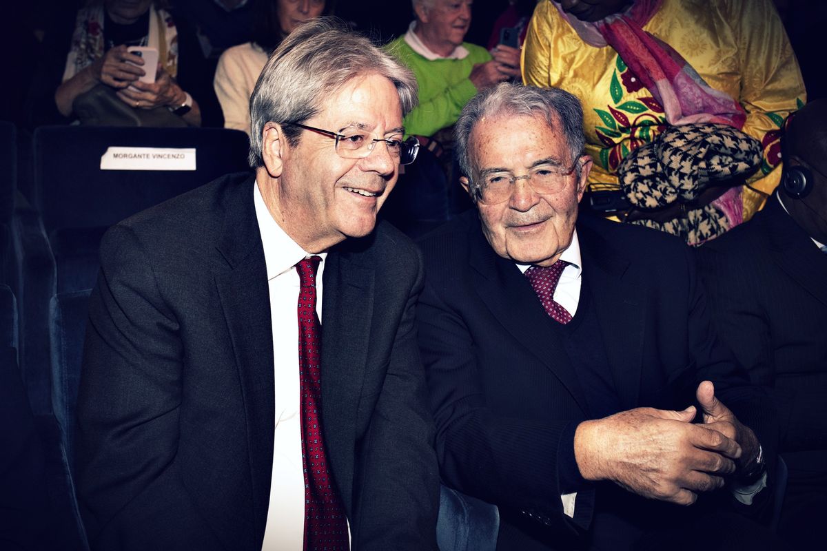 Così Prodi e la cricca tramano per tornare al potere