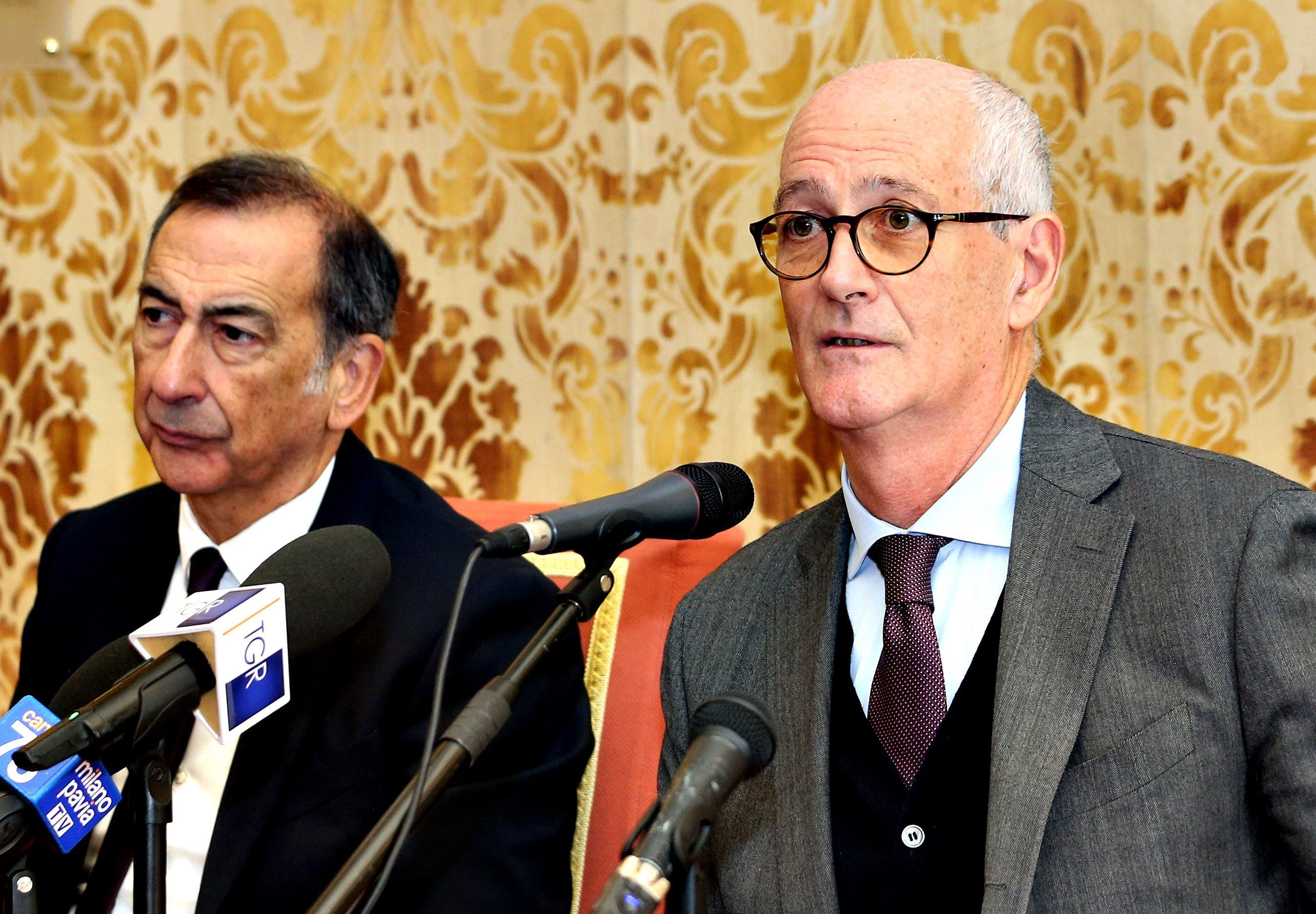 Sala mette la retro e copia la Lega per armare i ghisa con il taser