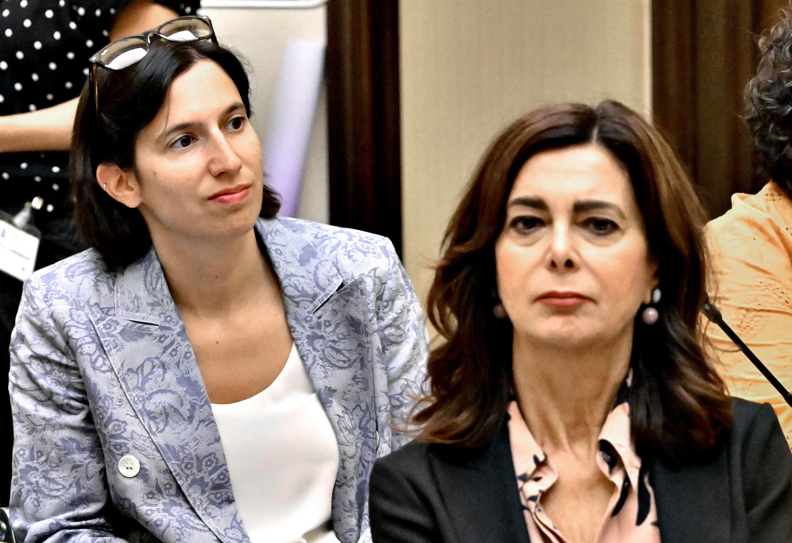 Europee, rivolta rosa anti Schlein