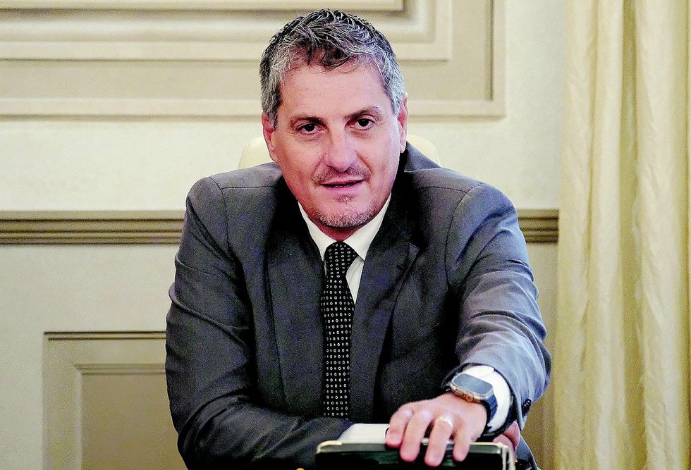 Amato fa la vittima dimettendosi dal nulla