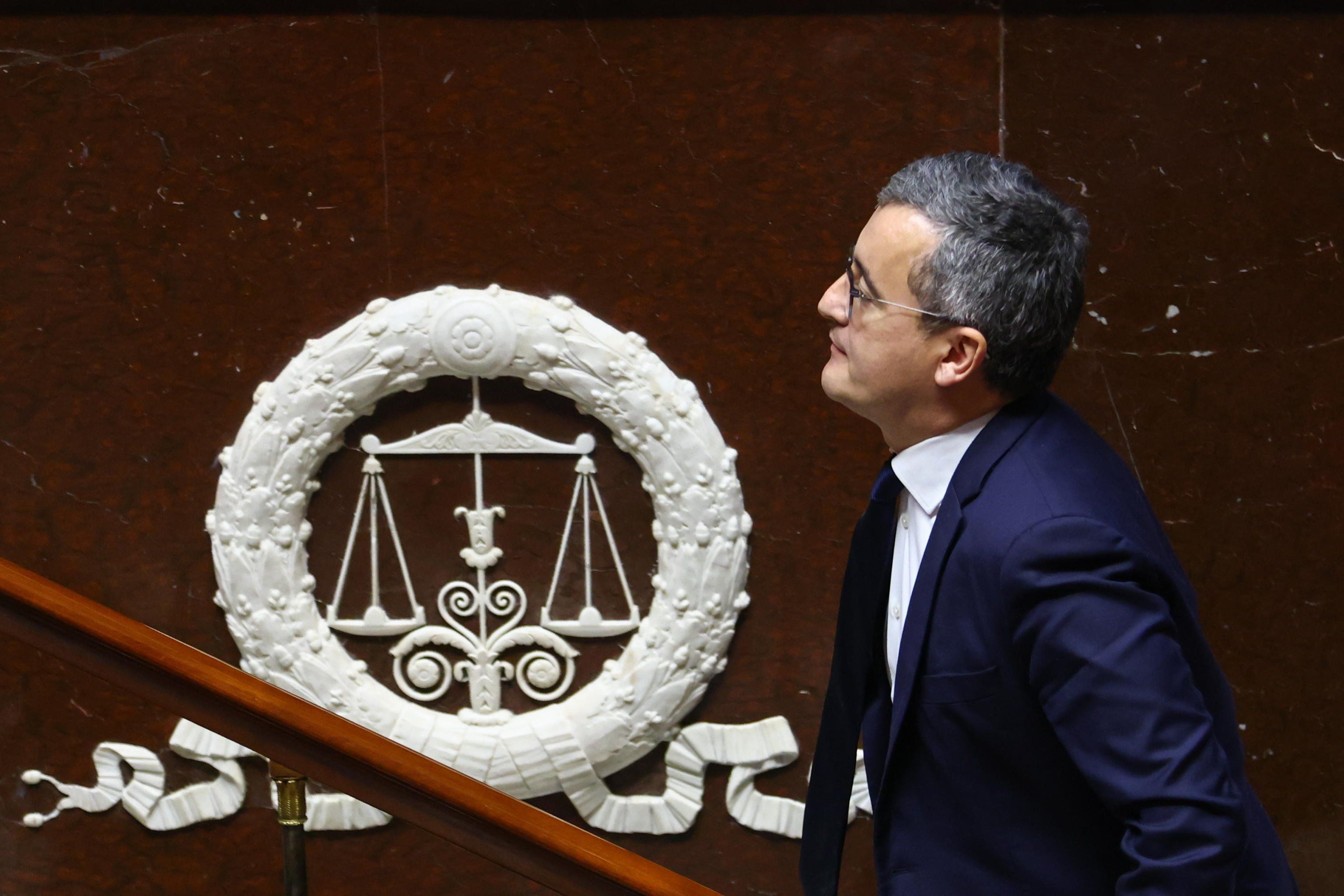 «Dal ministro Darmanin dritte al Psg per eludere tasse fino a 224 milioni»