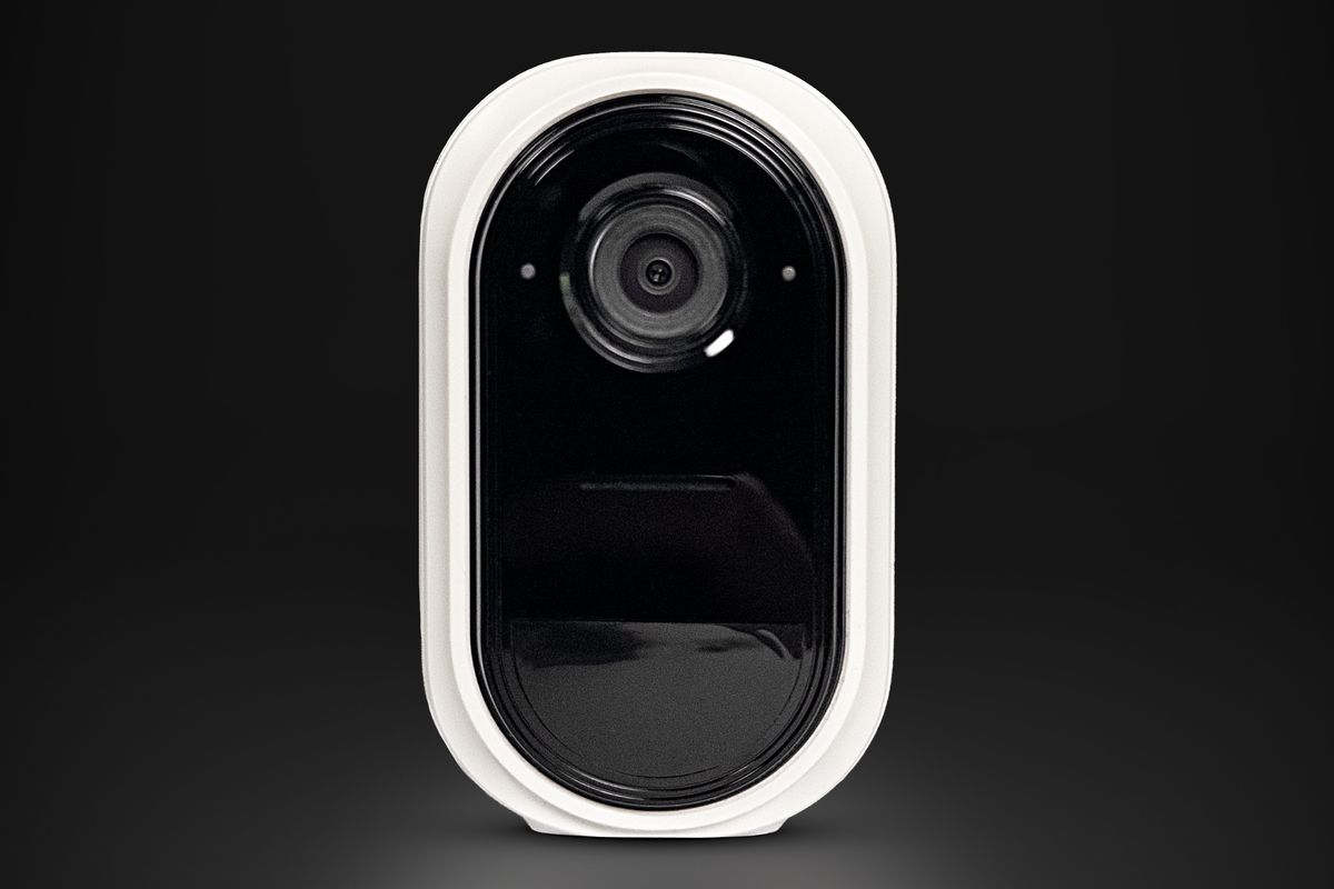 a product shot ofd Abode Edge Camera 