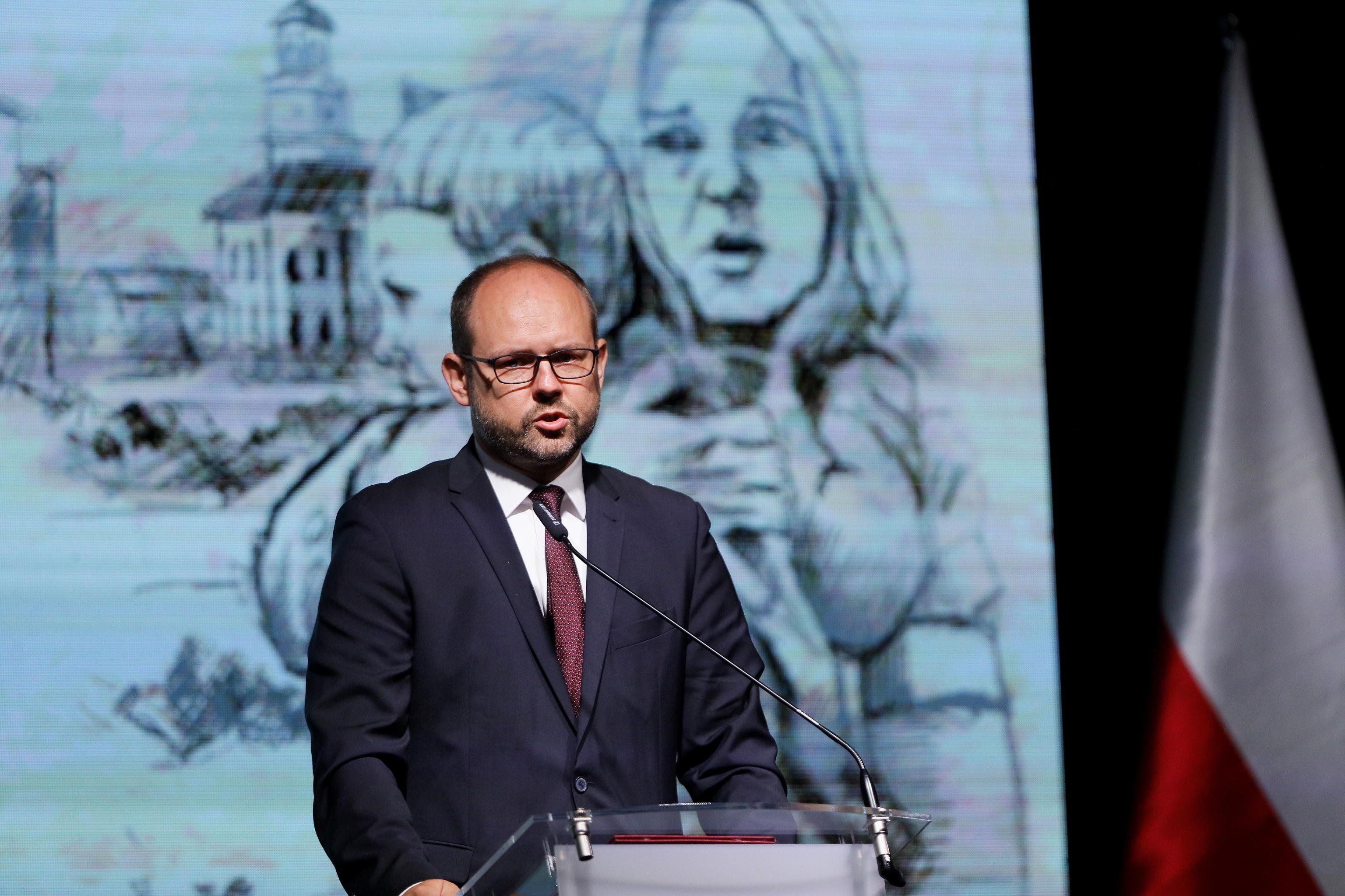 «L’Europa tace sui soprusi di Tusk»