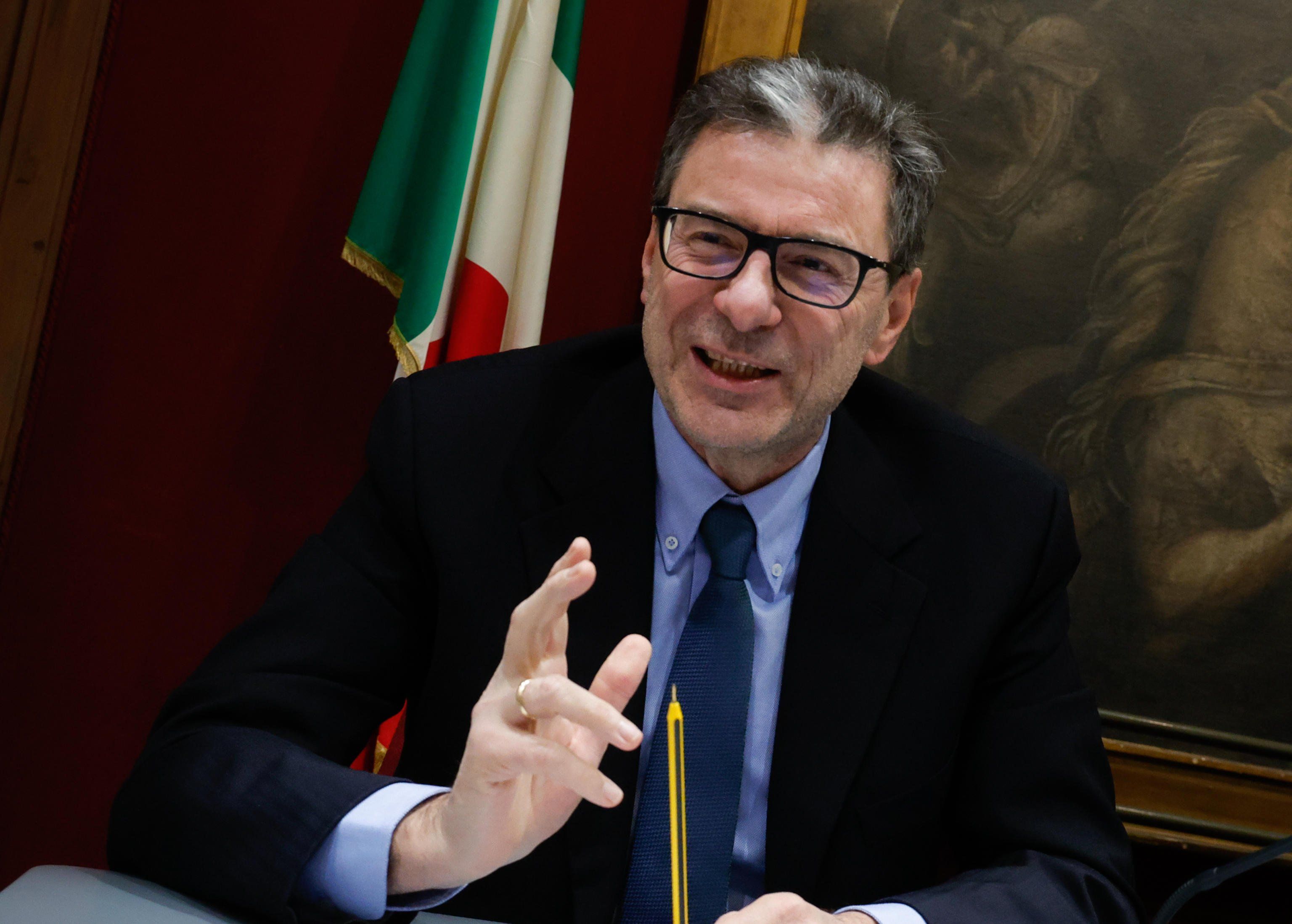 Goldman, la banca che piace ai dem: «Bene la Meloni, comprate i Btp»