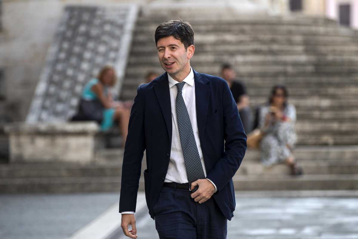 L’ex ministro si batte per la sanità dopo aver taciuto su sprechi e tagli