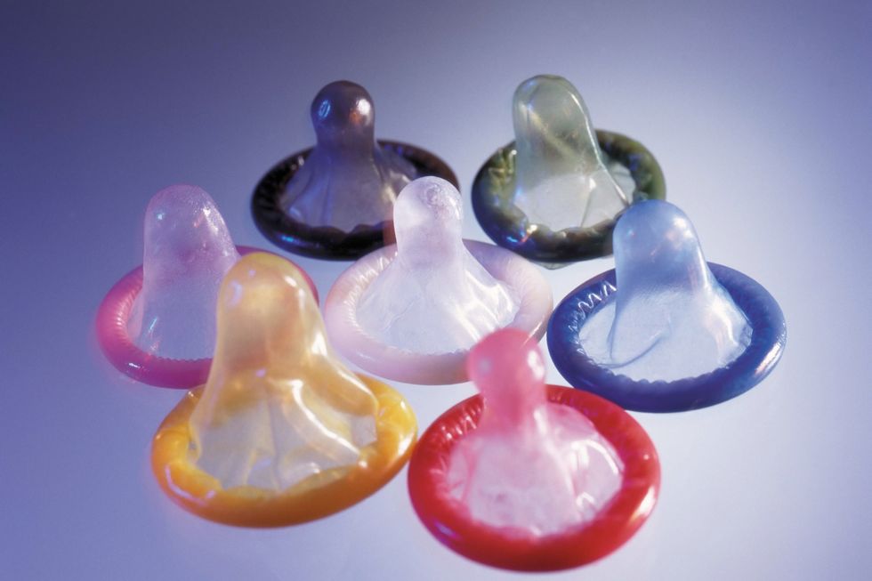 Multi-colored-condoms