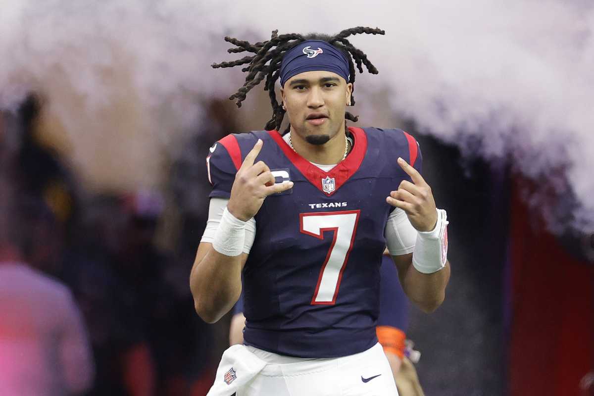 A numerical deep dive: Texans' C.J. Stroud, Packers' Jordan Love shine in playoff debuts