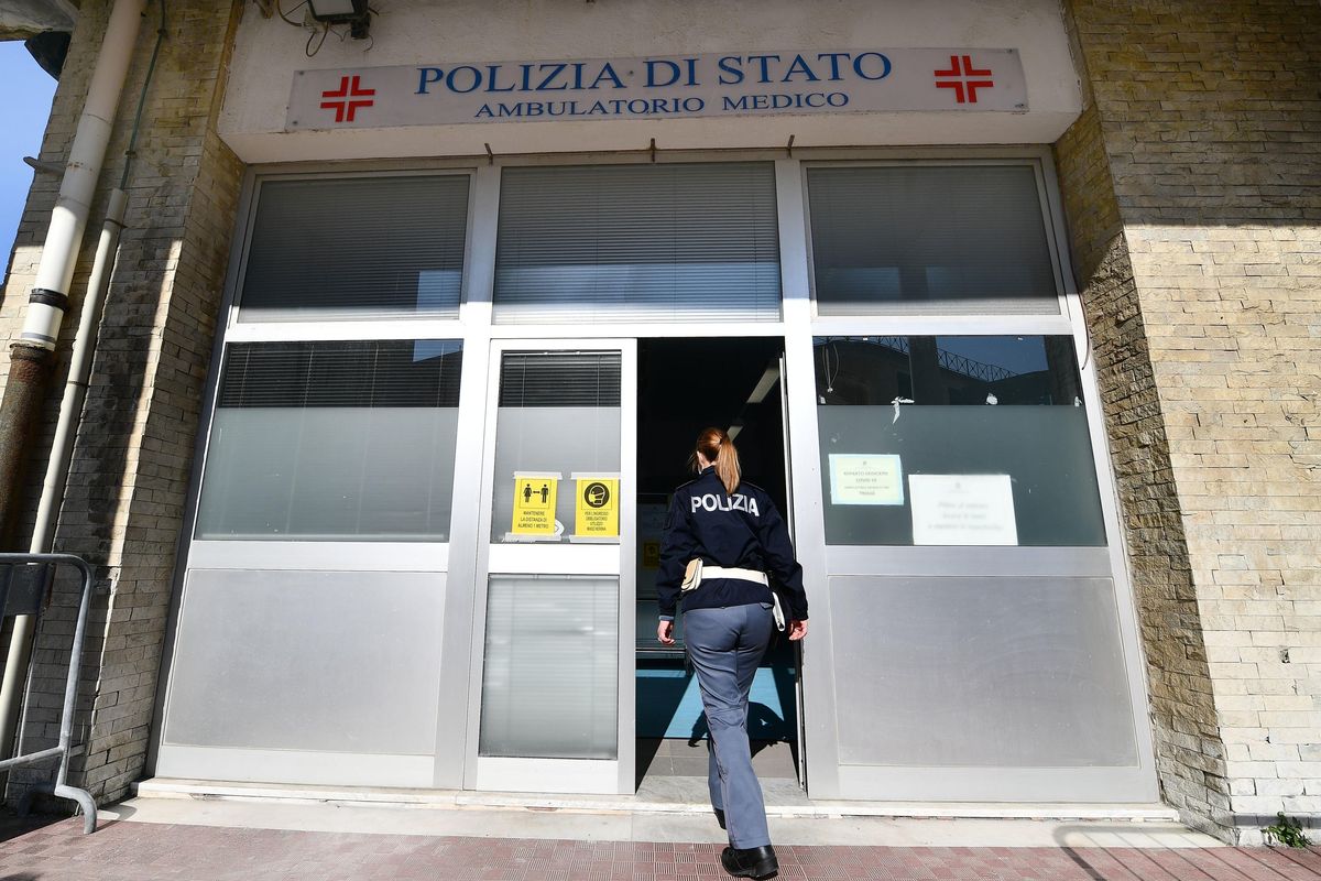 Troppe morti tra le forze di polizia: chiesti i dati ufficiali al Viminale