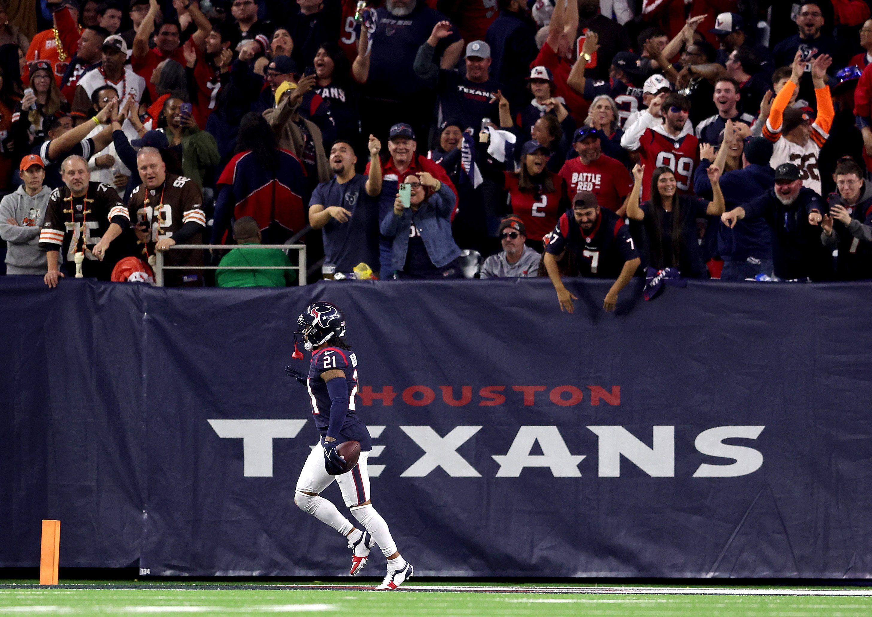 Deciphering the inconsistencies in latest Texans criticism