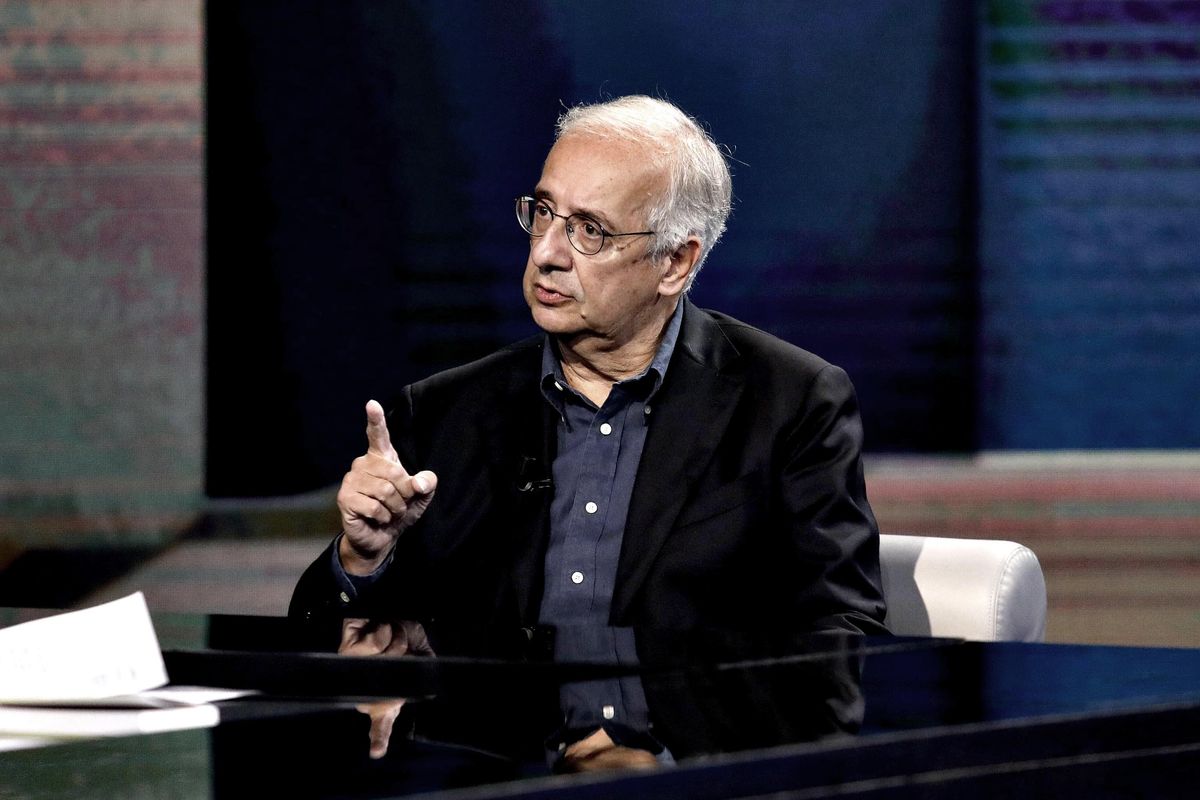 Ritorna Veltroni con una missione: salvare gli elettori da sé stessi