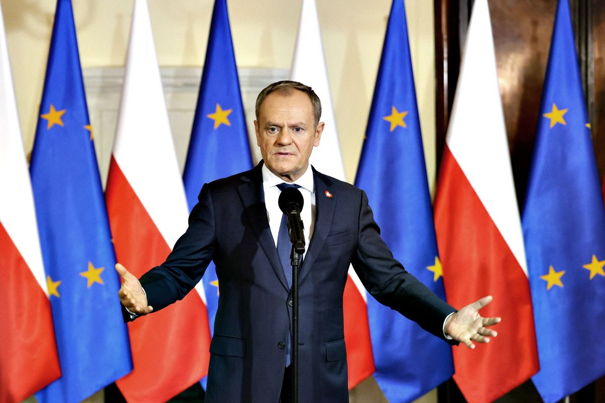 La Corte dichiara illegali le purghe di Tusk