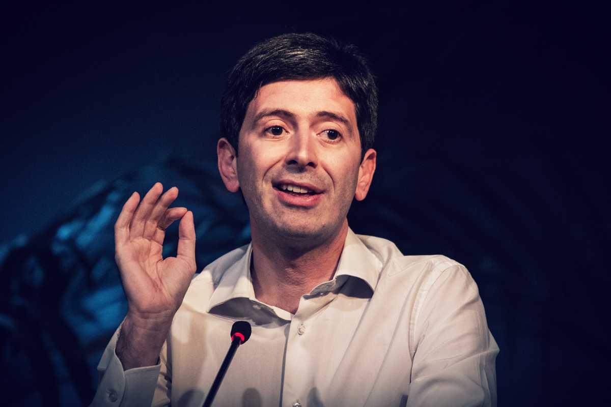 A Speranza tocca dire bugie a porte aperte