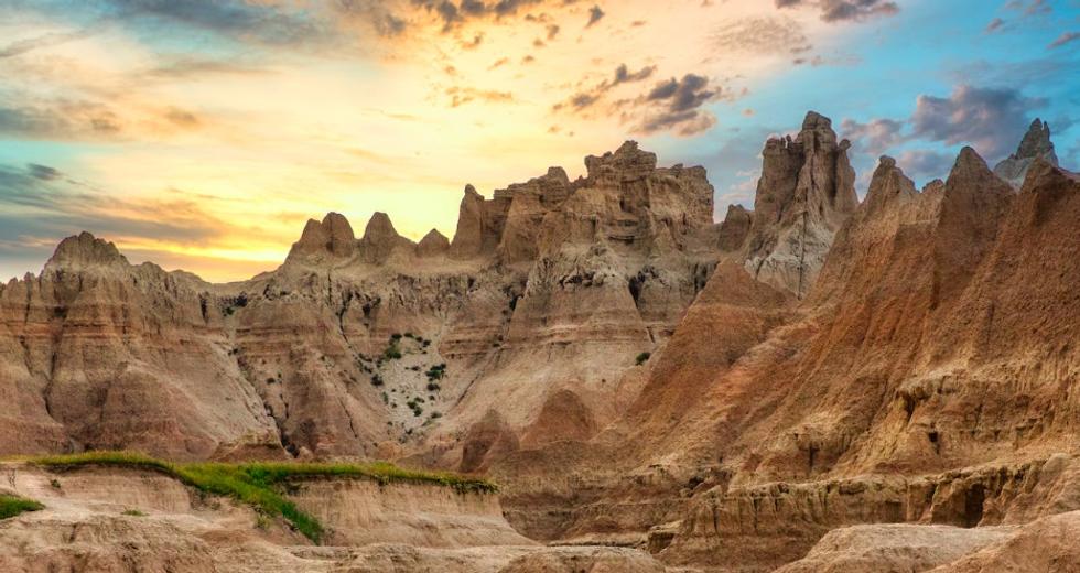 badlands, south dakota, america landmark