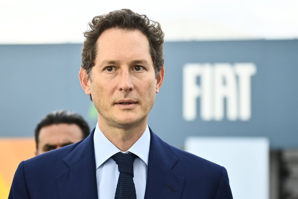 Elkann in lite con Meloni chiede aiuto a Mattarella