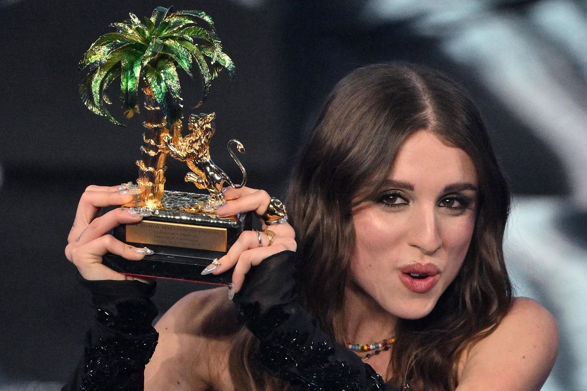 Ma alla fine l’Ariston fa trionfare il talento di Angelina Mango