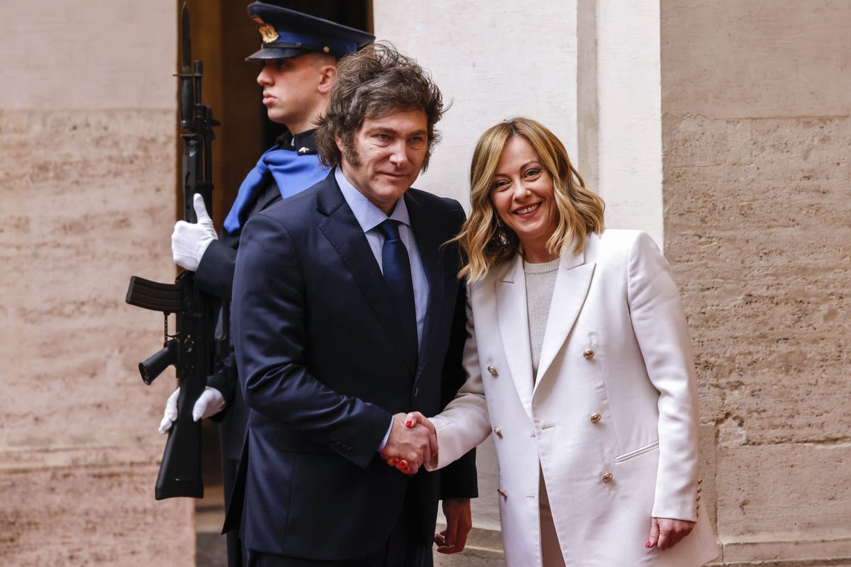 Milei porta il suo «verbo» in Italia. «Il comunismo è malattia mentale»