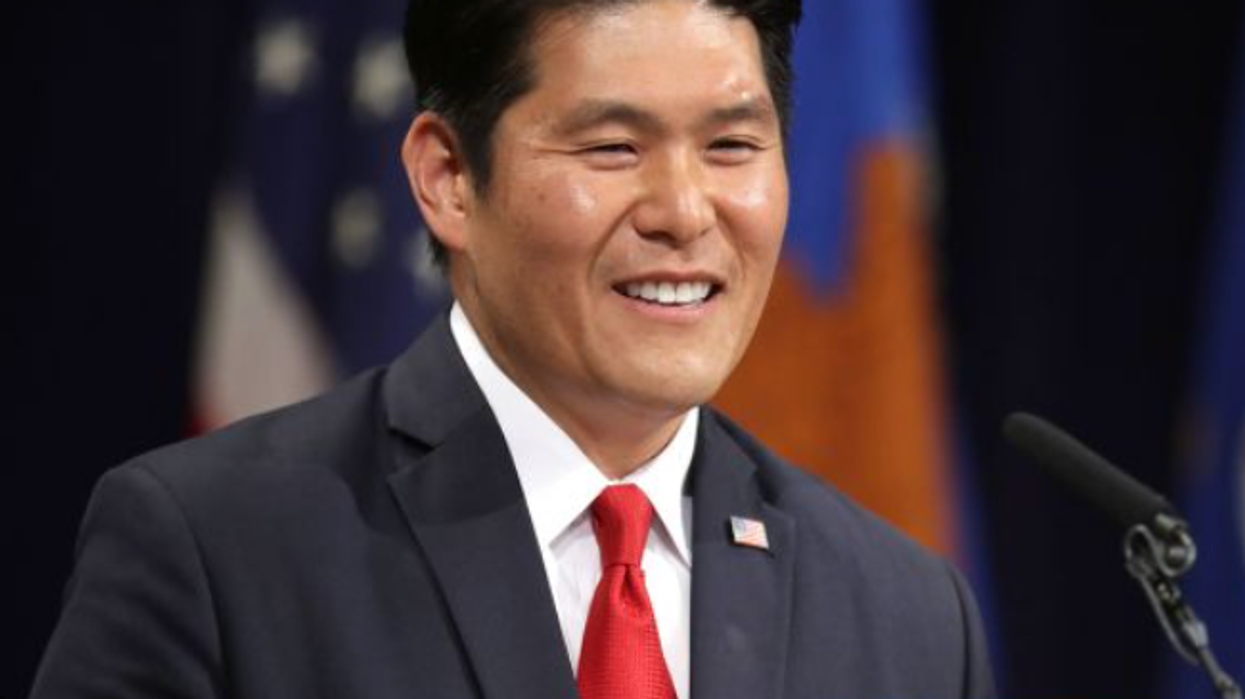 Robert Hur