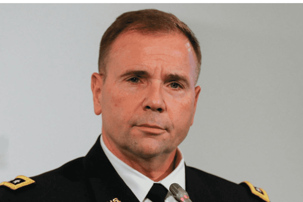 Retired Three-Star General Ben Hodges Slams Trump As 'Mafia Type'