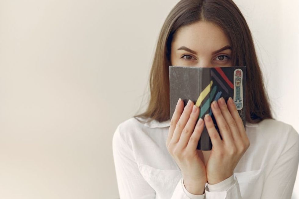 Insiders share 'secrets' the average person doesn't know about their industries